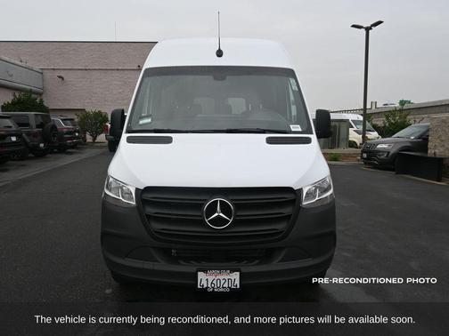 2024 Mercedes-Benz Sprinter 2500 Cargo 170 WB