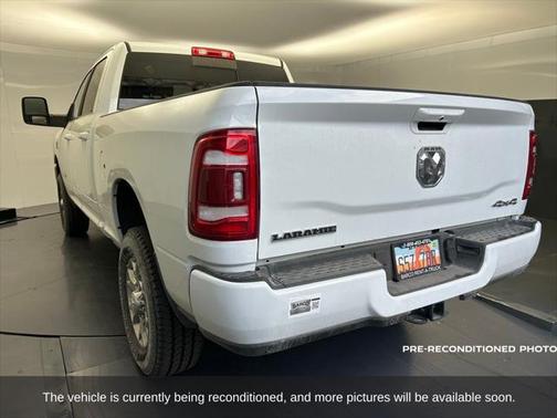 2024 RAM 2500 Laramie Crew Cab 4x4 6'4' Box
