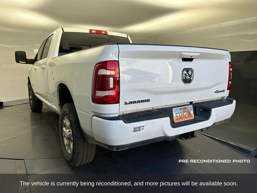 2024 RAM 2500 Laramie Crew Cab 4x4 6'4' Box