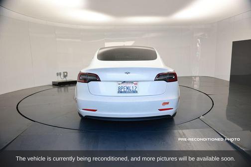 2020 Tesla Model 3 Standard Range