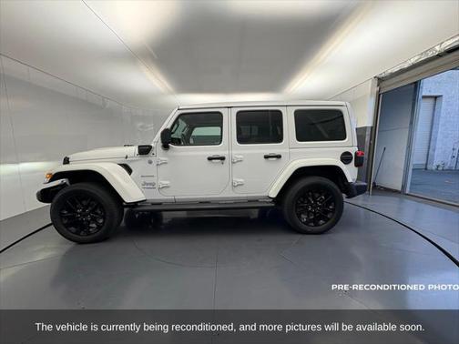 2022 Jeep Wrangler Unlimited 4xe Sahara