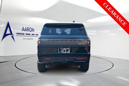 Infinite Black Metallic Clearcoat 2025 Lincoln Navigator Black Label
