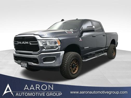 2020 RAM 2500 Big Horn Crew Cab 4X4 6'4' Box