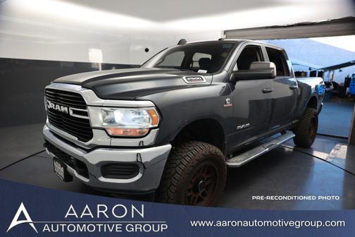 2020 RAM 2500 Big Horn Crew Cab 4X4 6'4' Box