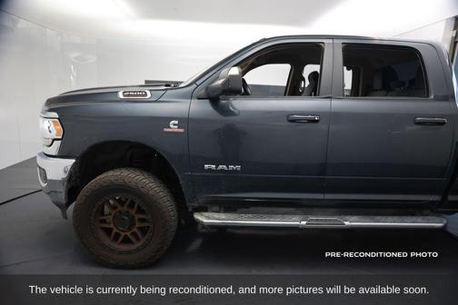 2020 RAM 2500 Big Horn Crew Cab 4X4 6'4' Box