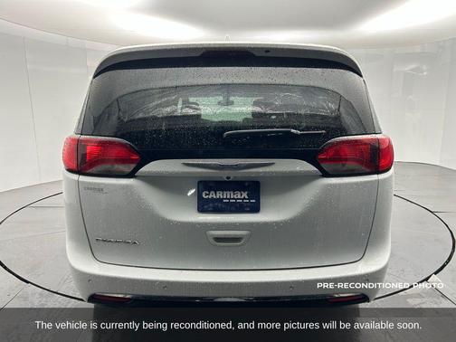 2020 Chrysler Pacifica Touring