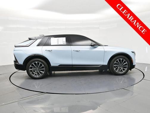 2025 Cadillac LYRIQ Sport