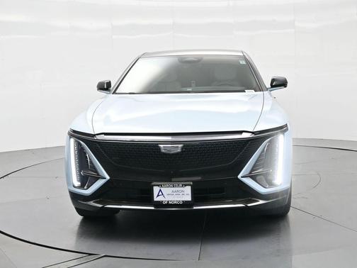 2025 Cadillac LYRIQ Sport