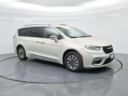 2021 Chrysler Pacifica Hybrid Limited