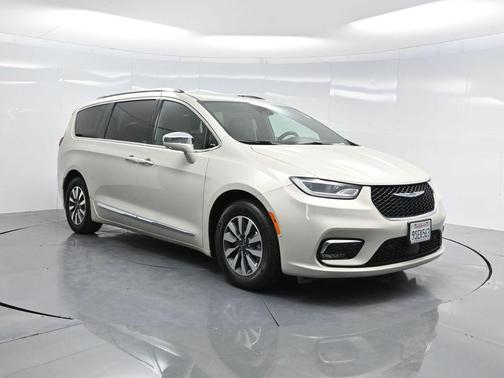 2021 Chrysler Pacifica Hybrid Limited