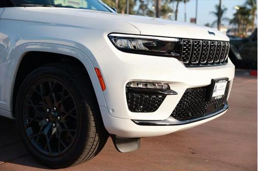 2025 Jeep Grand Cherokee 4xe Summit Reserve