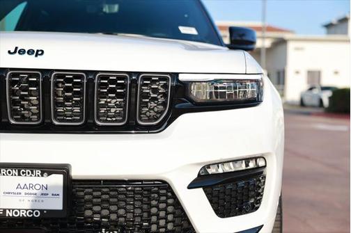 2025 Jeep Grand Cherokee 4xe Summit Reserve