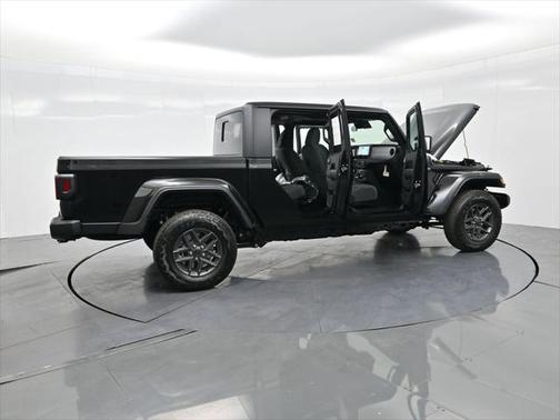2025 Jeep Gladiator Sport S
