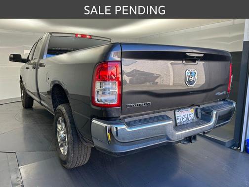 2020 RAM 2500 Big Horn Crew Cab 4X4 8' Box