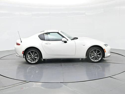 2023 Mazda MX-5 Miata RF Grand Touring