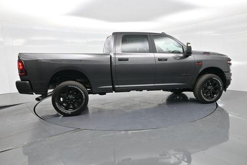 2025 RAM 2500 Big Horn Crew Cab 4x4 6'4' Box