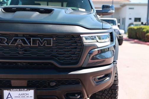 2026 RAM 1500 RHO Crew Cab 4x4 5'7' Box