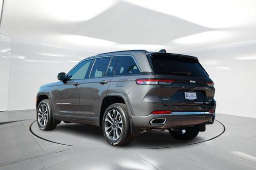 2025 Jeep Grand Cherokee Overland