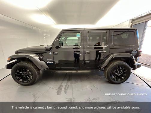 2024 Jeep Wrangler 4xe Sahara