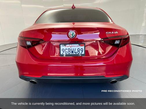 2020 Alfa Romeo Giulia Base
