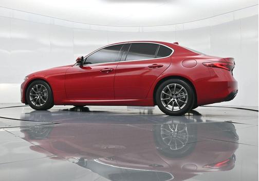 2020 Alfa Romeo Giulia Base