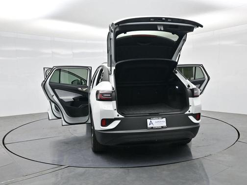 Pure White 2023 Volkswagen ID.4 Pro