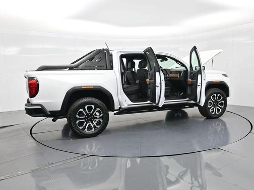 2025 GMC Canyon AT4