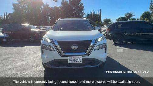 Pearl White 2023 Nissan Rogue SL