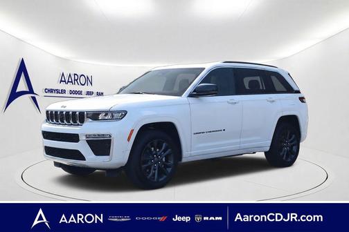 Bright White Clearcoat 2026 Jeep Grand Cherokee Limited