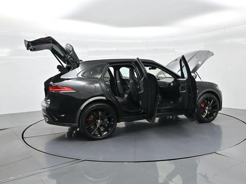 2020 Jaguar F-PACE SVR P550 AWD Automatic
