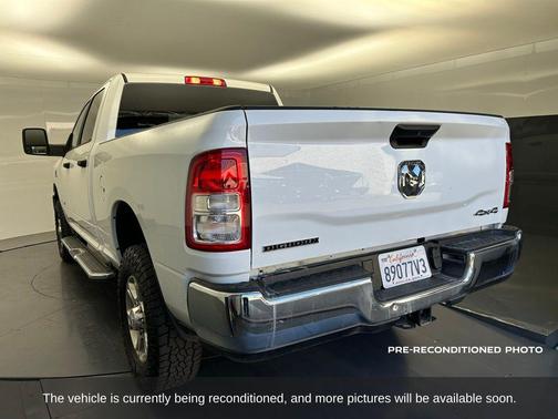 2024 RAM 2500 Big Horn Crew Cab 4x4 6'4' Box