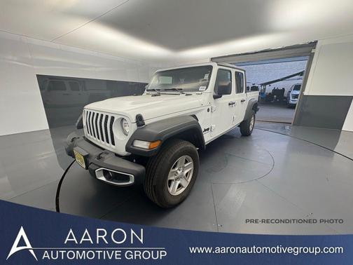 2023 Jeep Gladiator Sport S