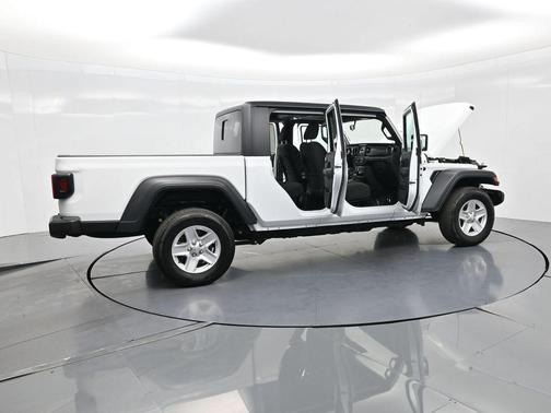 2023 Jeep Gladiator Sport S