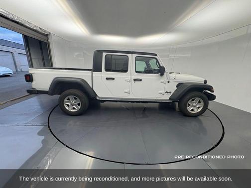 2023 Jeep Gladiator Sport S