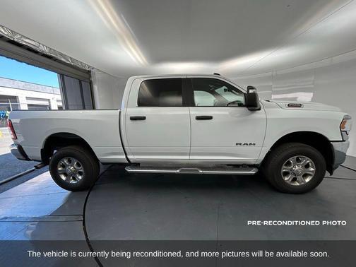2023 RAM 2500 Big Horn Crew Cab 4x4 6'4' Box
