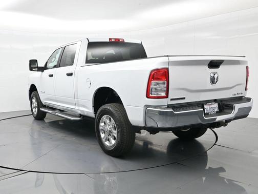 2023 RAM 2500 Big Horn Crew Cab 4x4 6'4' Box