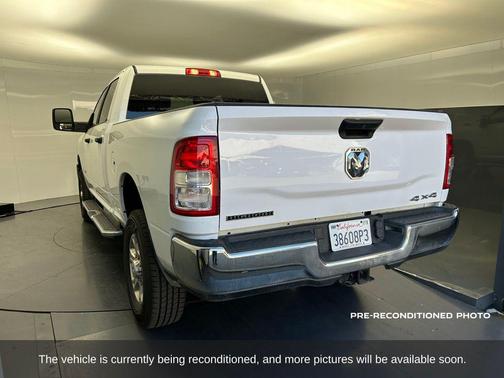 2023 RAM 2500 Big Horn Crew Cab 4x4 6'4' Box