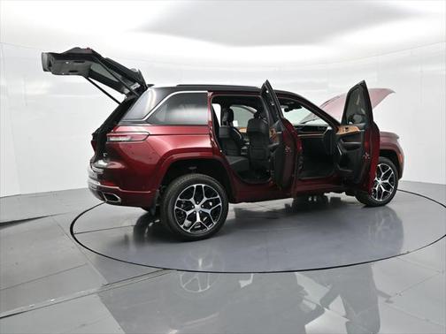 2023 Jeep Grand Cherokee 4xe Summit Reserve