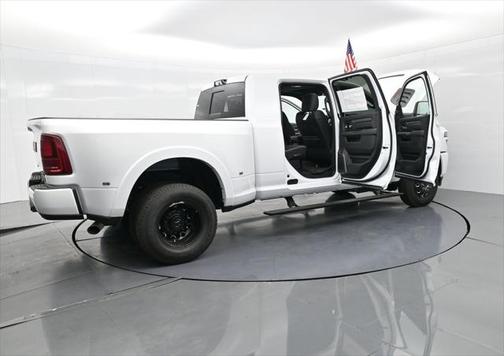 2025 RAM 3500 Limited Mega Cab 4x4 6'4' Box
