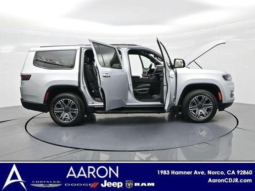 2024 Jeep Wagoneer Series II 4x2