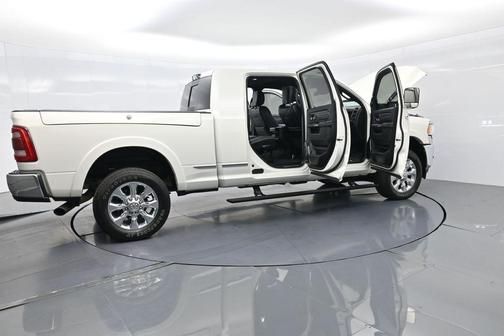 2022 RAM 3500 Limited Mega Cab 4x4 6'4' Box