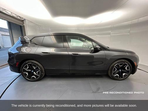2023 BMW iX M60