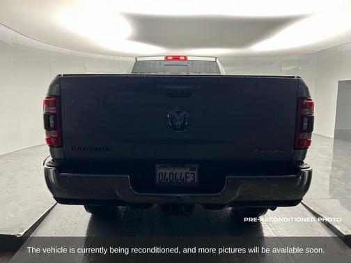 2021 RAM 2500 Laramie Crew Cab 4x4 8' Box