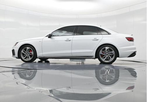 2023 Audi A4 45 S line Premium Plus