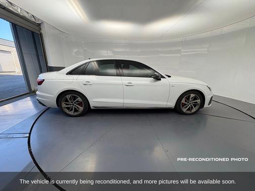 2023 Audi A4 45 S line Premium Plus