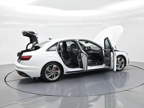 2023 Audi A4 45 S line Premium Plus