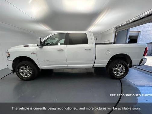 2024 RAM 2500 Laramie Crew Cab 4x4 6'4' Box