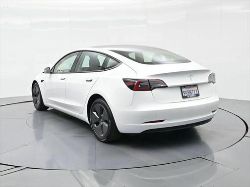 2023 Tesla Model 3 Standard Range