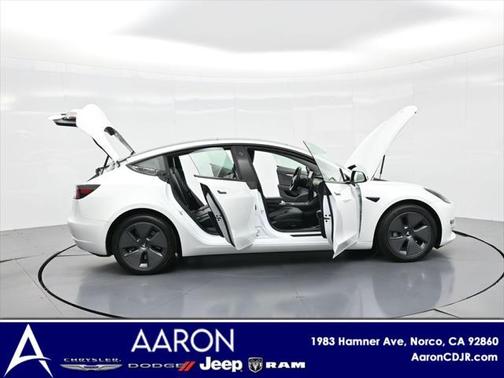 2023 Tesla Model 3 Standard Range
