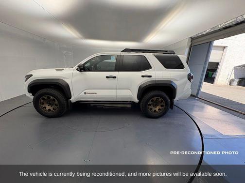2025 Toyota 4Runner Hybrid Trailhunter